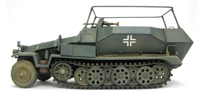 Sd.Kfz. 251/17 Ausf.C Command Vehicle