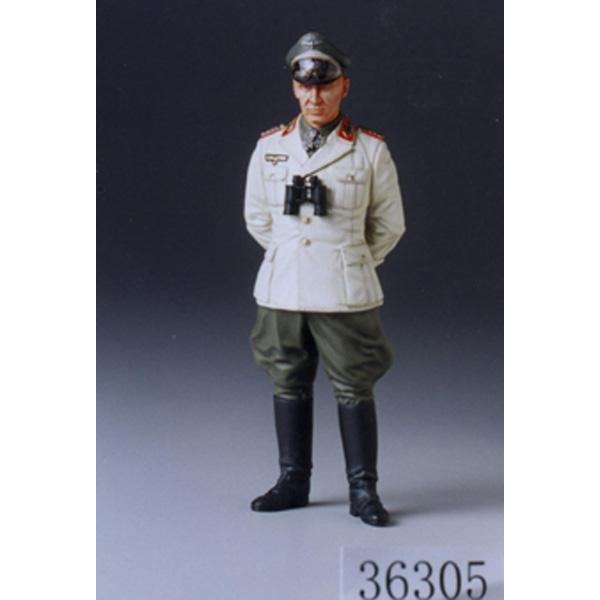 Tamiya 36305 WWII Feldmarschall ROMMEL German Africa Corps 1/16 Scale Figure 