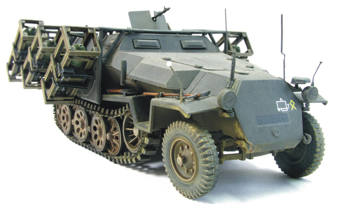 Sd.Kfz. 251/1 Ausf. C Stuka zu Fuss Sd.Kfz. 251/1 Ausf. C Stuka zu Fuss