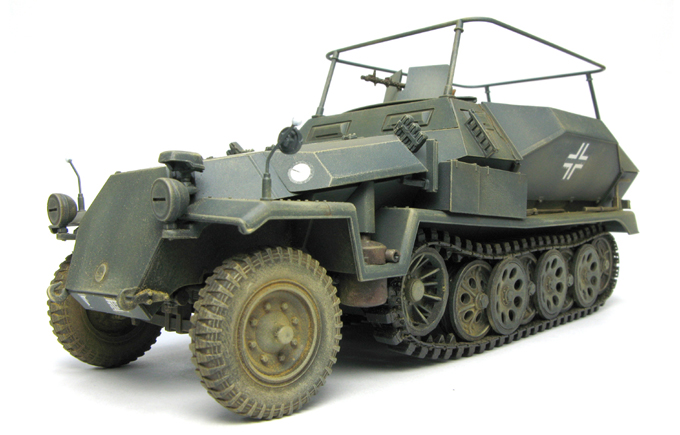 Sd.Kfz. 251/17 Ausf.C Command Vehicle