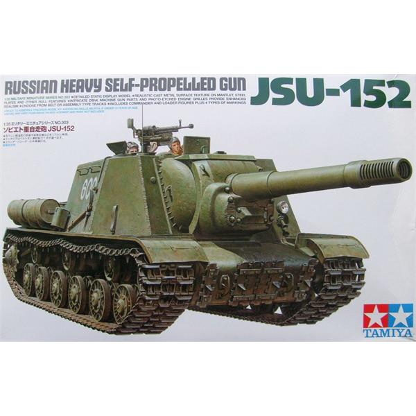 Russian Heavy Self-Propelled Gun JSU-152