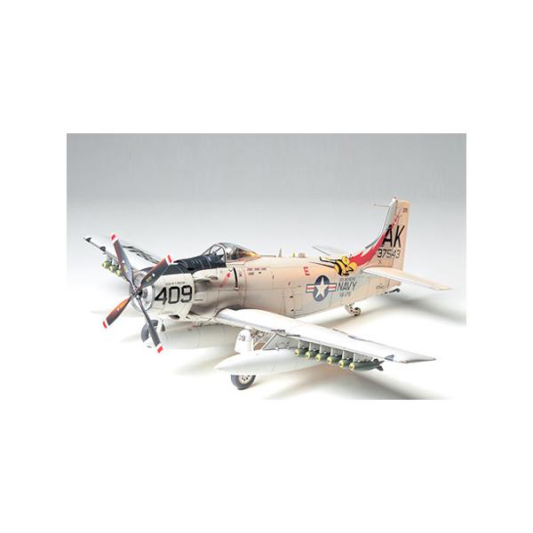 Douglas Skyraider AD-6 (A-1H)